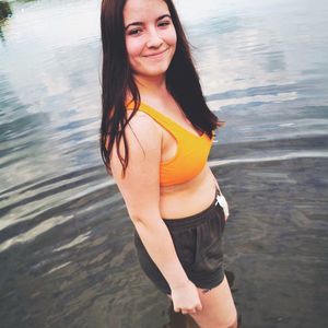 Meet your Posher, Alyson